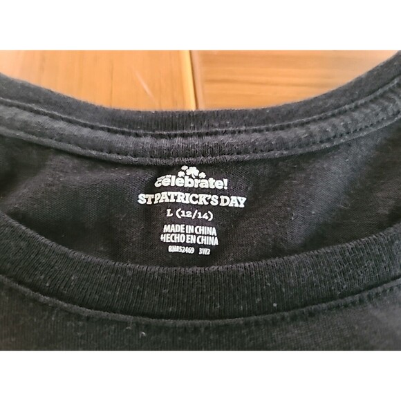 Way To Celebrate! St. Patrick's Day "Let The Shenanigans Begin" SIZE (12/14) - Picture 3 of 10